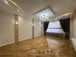 Satılır yeni tikili 4 otaqlı 142 m²,  Həzi Aslanov m.-2