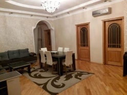 Satılır yeni tikili 3 otaqlı 125 m², Yasamal r.-2