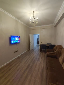 Satılır yeni tikili 3 otaqlı 85 m², İnşaatçılar m.-6