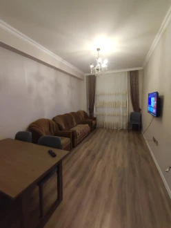 Satılır yeni tikili 3 otaqlı 85 m², İnşaatçılar m.-9