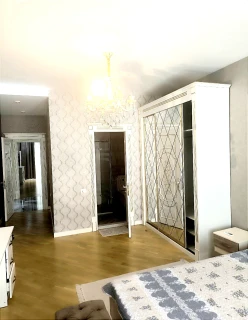 İcarə yeni tikili 3 otaqlı 146 m², Şah İsmayıl Xətai m.-8