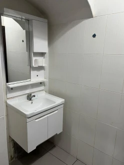 İcarə obyekt 300 m², 28 May m.-17 İcarə obyekt 300 m², 28 May m.-17