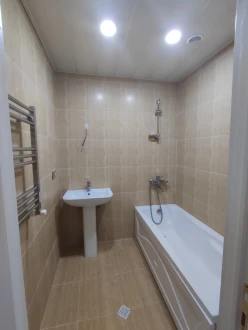 Satılır yeni tikili 3 otaqlı 85 m², İnşaatçılar m.-5