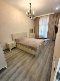 İcarə yeni tikili 2 otaqlı 64 m²,  Şah İsmayıl Xətai m.-2