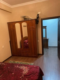 İcarə yeni tikili 2 otaqlı 60 m², İnşaatçılar m.-8