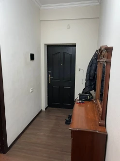 İcarə yeni tikili 2 otaqlı 60 m², İnşaatçılar m.-3