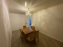 Satılır köhnə tikili 4 otaqlı 110 m²,  Nəriman Nərimanov m.-10