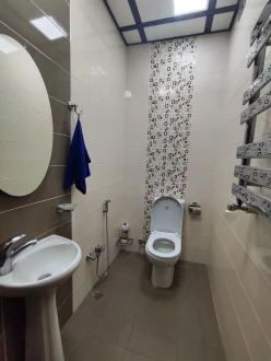 Satılır yeni tikili 2 otaqlı 97 m²,  Nəriman Nərimanov m.-13