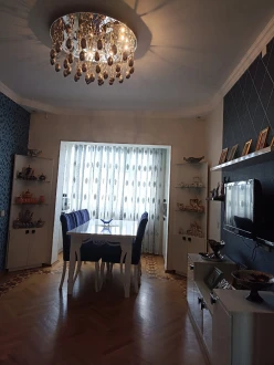 Satılır köhnə tikili 3 otaqlı 90 m²,  Nəriman Nərimanov m.-16