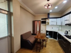 Satılır yeni tikili 2 otaqlı 97 m²,  Nəriman Nərimanov m.-5