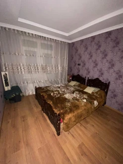 Satılır köhnə tikili 4 otaqlı 90 m²,  Yeni Günəşli-4