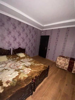 Satılır köhnə tikili 4 otaqlı 90 m²,  Yeni Günəşli-3