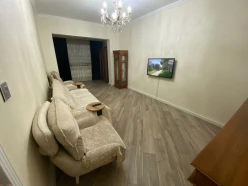 Satılır köhnə tikili 4 otaqlı 110 m²,  Nəriman Nərimanov m.-18