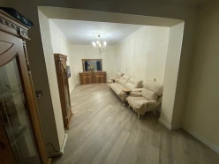 Satılır köhnə tikili 4 otaqlı 110 m²,  Nəriman Nərimanov m.-11