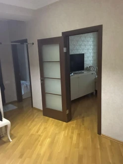 Satılır yeni tikili 2 otaqlı 85 m²,  Nəriman Nərimanov m.-5