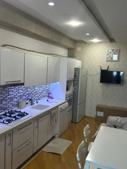 Satılır yeni tikili 2 otaqlı 85 m²,  Nəriman Nərimanov m.-4