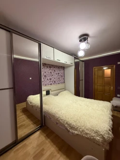 Satılır köhnə tikili 3 otaqlı 75 m², Qaraçuxur-6 Satılır köhnə tikili 3 otaqlı 75 m², Qaraçuxur-6