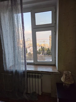 İcarə köhnə tikili 2 otaqlı 50 m², İçəri Şəhər m.-7 İcarə köhnə tikili 2 otaqlı 50 m², İçəri Şəhər m.-7