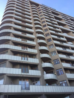 İcarə yeni tikili 3 otaqlı 120 m²,  Elmlər Akademiyası m.-4