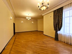 Satılır ev/villa 9 otaqlı 800 m², Gənclik m.-8