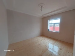 Satılır ev/villa 3 otaqlı 80 m², Binə q.-7