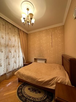 İcarə ev/villa 8 otaqlı 305 m²,  Avtovağzal m.-8