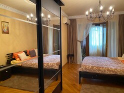 Satılır köhnə tikili 2 otaqlı 55 m²,  28 May m.-7