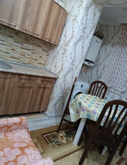 İcarə köhnə tikili 2 otaqlı 45 m²,  Əhmədli m.-9