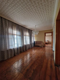 İcarə ev/villa 8 otaqlı 300 m², Gəncə
