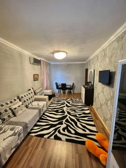 Satılır köhnə tikili 2 otaqlı 60 m², Sumqayıt-2