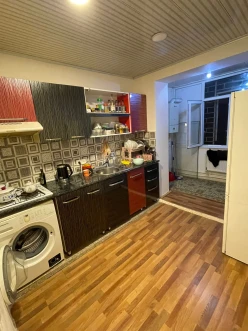 Satılır köhnə tikili 2 otaqlı 60 m², Sumqayıt-5