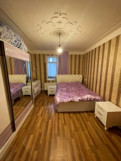 Satılır köhnə tikili 2 otaqlı 60 m², Sumqayıt-3