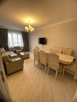 İcarə köhnə tikili 3 otaqlı 80 m²,  Əhmədli m.-5