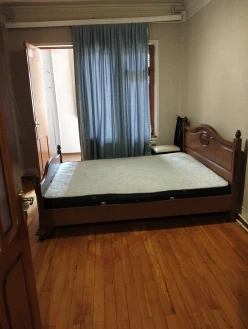 Satılır köhnə tikili 2 otaqlı 60 m²,  Nəriman Nərimanov m.-4