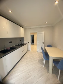 İcarə köhnə tikili 3 otaqlı 80 m²,  Əhmədli m.-8