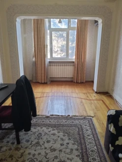 Satılır köhnə tikili 2 otaqlı 60 m²,  Nəriman Nərimanov m.-2
