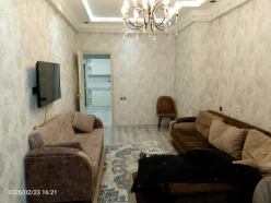 İcarə yeni tikili 3 otaqlı 80 m²,  Memar Əcəmi m.-4