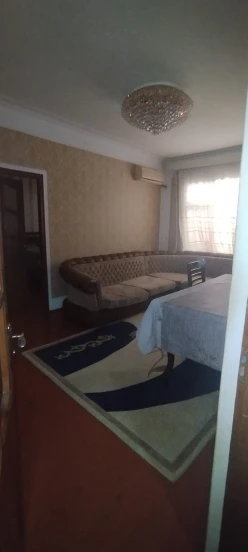 Satılır köhnə tikili 5 otaqlı 120 m²,  Nəsimi m.-5
