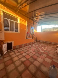 Satılır ev/villa 3 otaqlı 81 m², Binə q.