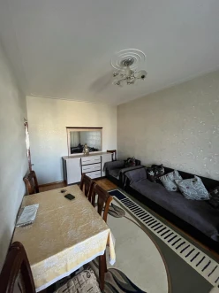 Satılır köhnə tikili 3 otaqlı 85 m², İnşaatçılar m.-5