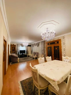 Satılır ev/villa 10 otaqlı 310 m², Nəsimi m.-17