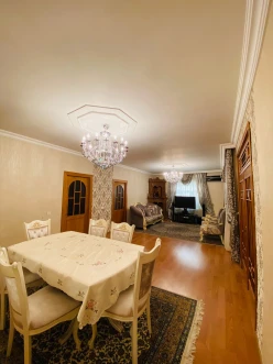 Satılır ev/villa 10 otaqlı 310 m², Nəsimi m.-18