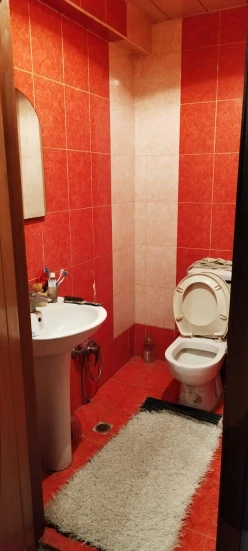 Satılır yeni tikili 3 otaqlı 80 m², İnşaatçılar m.-16