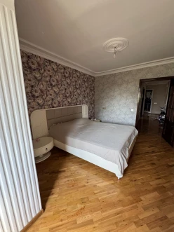 Satılır köhnə tikili 3 otaqlı 85 m²,  20 yanvar m.-6