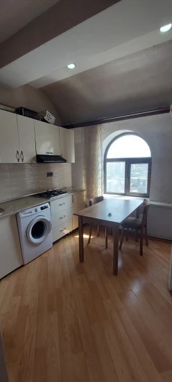 İcarə yeni tikili 3 otaqlı 110 m², Memar Əcəmi m.-9