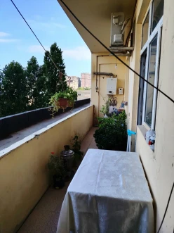 Satılır köhnə tikili 3 otaqlı 85 m²,  İnşaatçılar m.-4