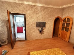 Satılır köhnə tikili 1 otaqlı 30 m²,  Memar Əcəmi m.-3