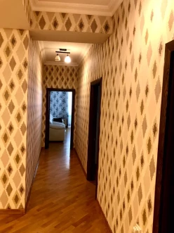 İcarə yeni tikili 4 otaqlı 155 m²,  28 May m.-20