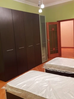 İcarə yeni tikili 4 otaqlı 180 m²,  Nəsimi-10