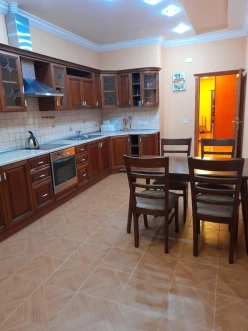 İcarə yeni tikili 4 otaqlı 180 m²,  Nəsimi-13
